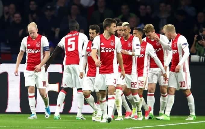 Soi kèo Ajax vs Valencia, 11/12/2019 – Cúp C1 Châu Âu