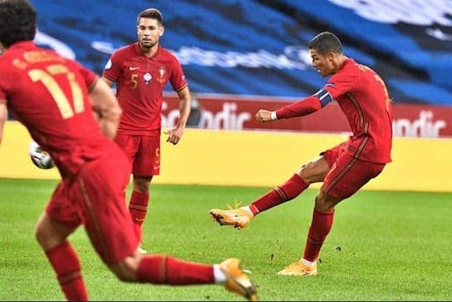 Soi kèo nhà cái Bồ Đào Nha vs Thụy Điển, 15/10/2020 - Nations League Soi keo nha cai Bo Đao Nha vs Thuy Đien, 15/10/2020 - Nations League