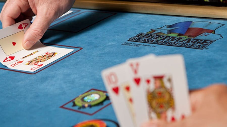 Tìm hiểu sơ lược những khái niệm cơ bản trong trò chơi Poker ba lá