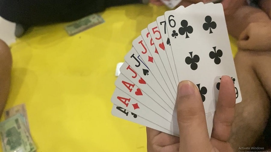 Tips hay cho game Sâm lốc nếu người chơi VN88 gặp bài xấu
