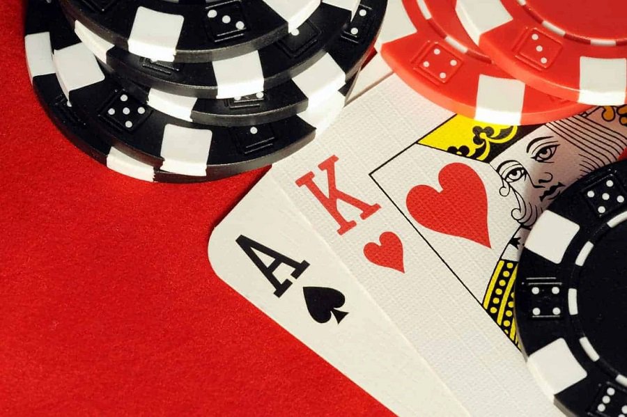 Vài điều cơ bản người mới cần tìm hiểu để chơi Blackjack tại VN88 đạt hiệu suất tốt nhất